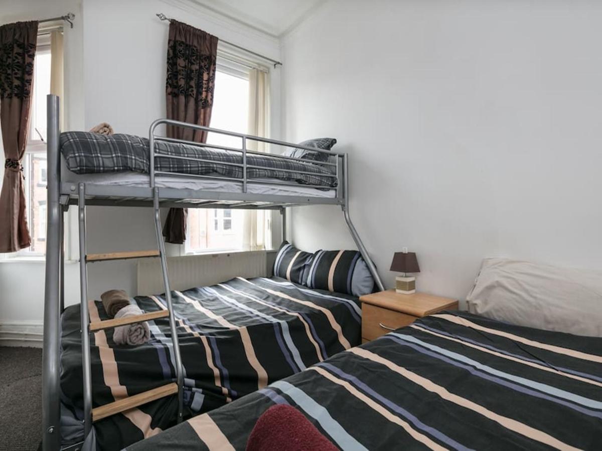 Short Term Shared R&R In Chorlton Apartment Manchester Ngoại thất bức ảnh